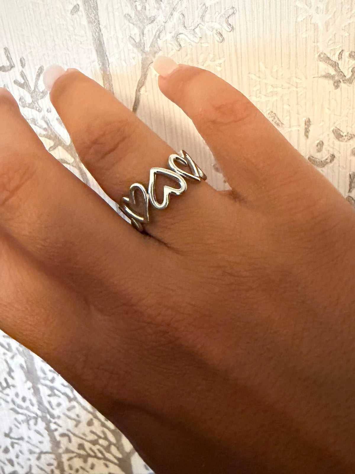 ANILLO CORAZÓN HUECO