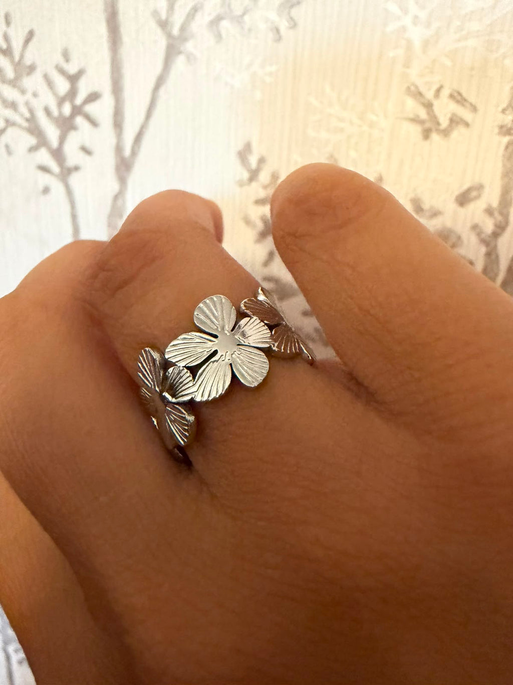 ANILLO FLOR MUESCAS