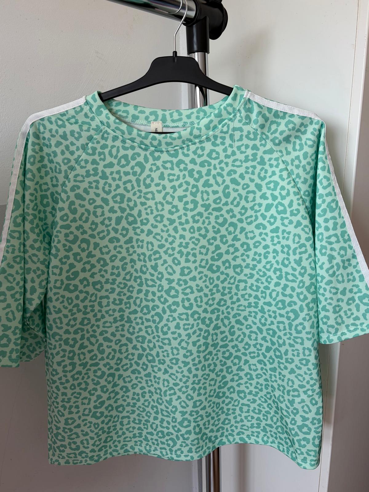 CAMISETA FELINA