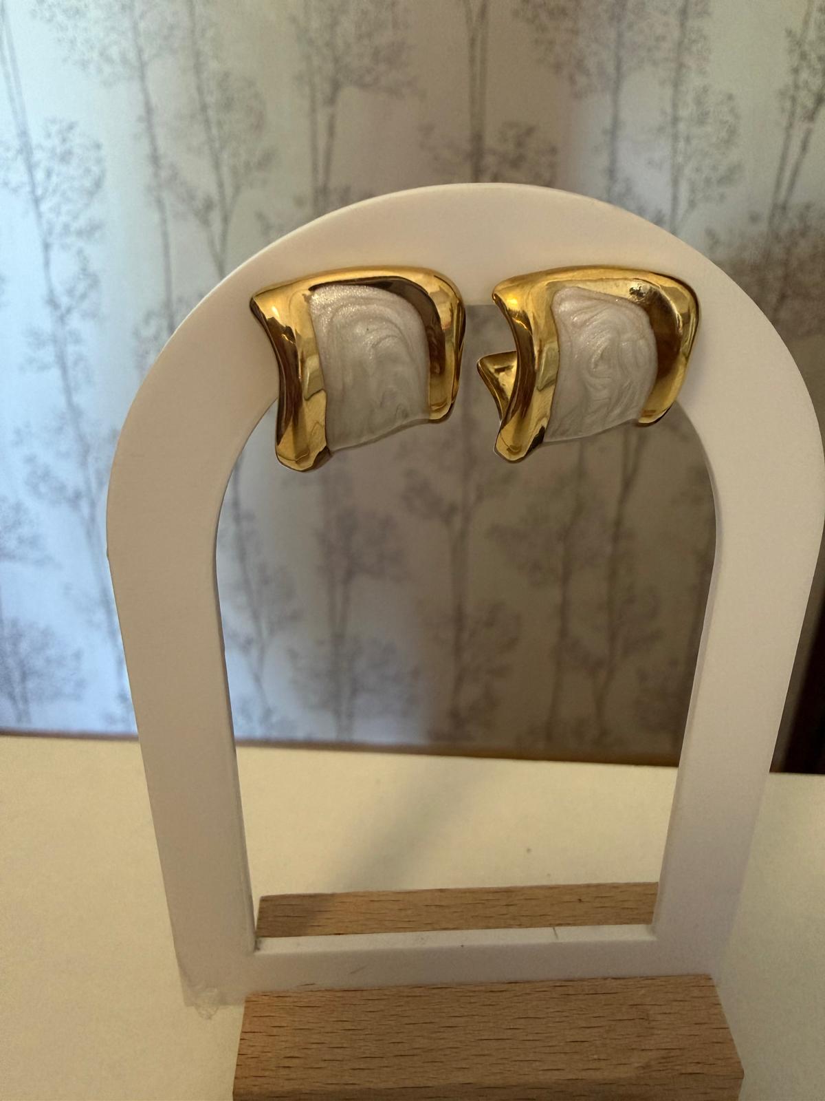 PENDIENTES OLA DORADOS
